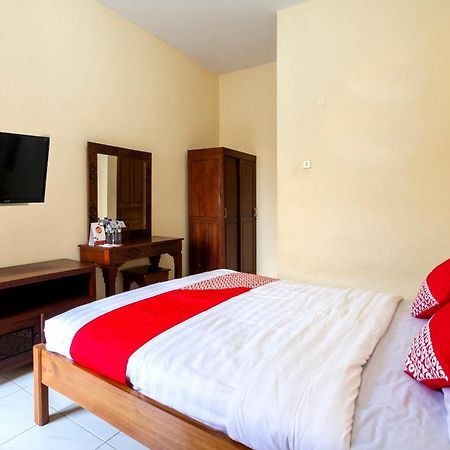 โอโย 1150 โอมะฮ์ ลาดรัง Hotel Kejayan ภายนอก รูปภาพ