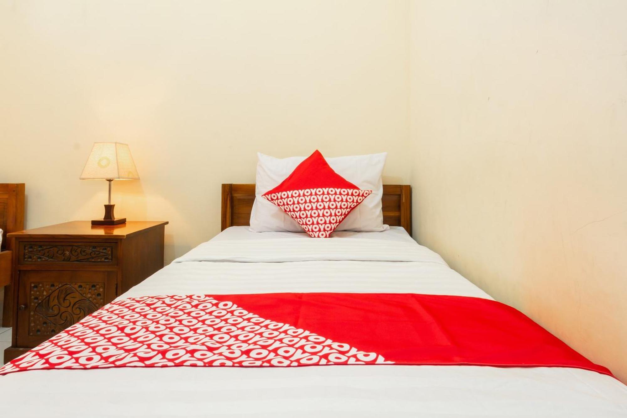 โอโย 1150 โอมะฮ์ ลาดรัง Hotel Kejayan ภายนอก รูปภาพ