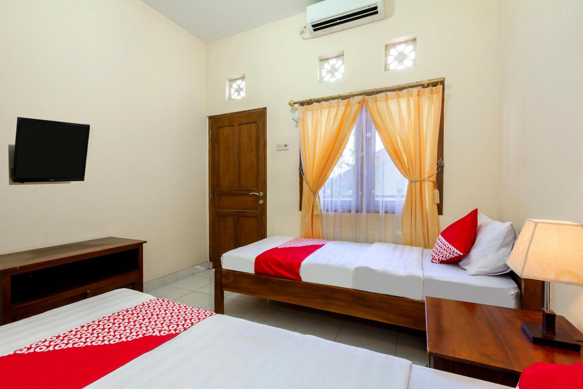 โอโย 1150 โอมะฮ์ ลาดรัง Hotel Kejayan ภายนอก รูปภาพ