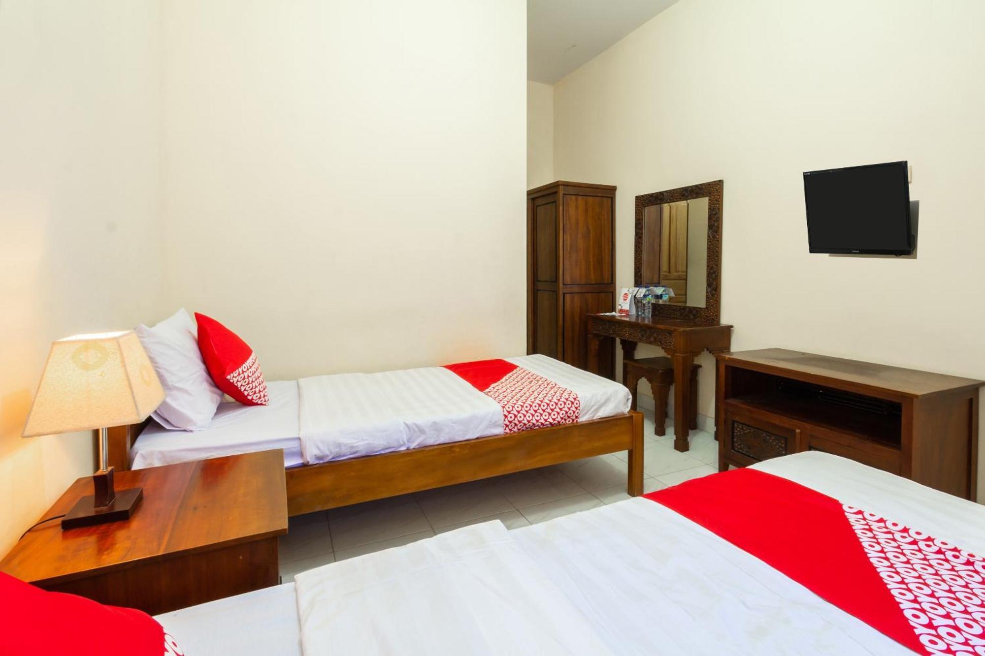 โอโย 1150 โอมะฮ์ ลาดรัง Hotel Kejayan ภายนอก รูปภาพ