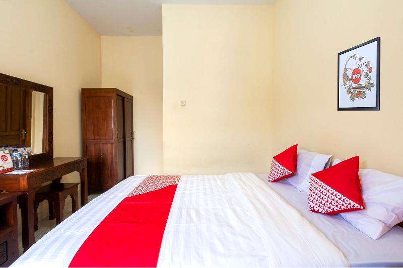 โอโย 1150 โอมะฮ์ ลาดรัง Hotel Kejayan ภายนอก รูปภาพ